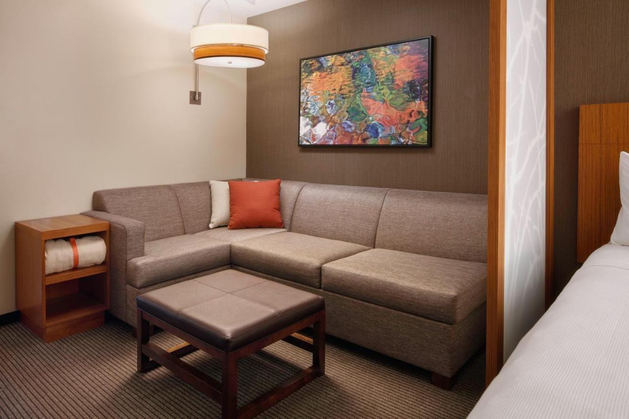 Hyatt Place Knoxville/Downtown Exterior photo